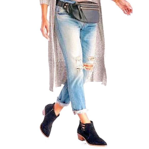 Sole Society Nianya Pointed toe Bootie in Black Suede Size 38 / 7.5 - Picture 2 of 9